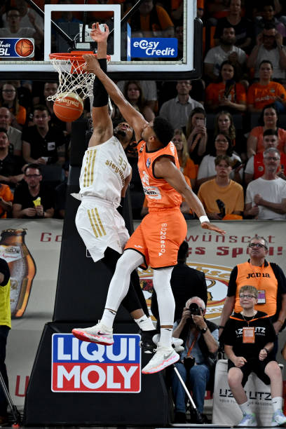 在单场12 在单场12